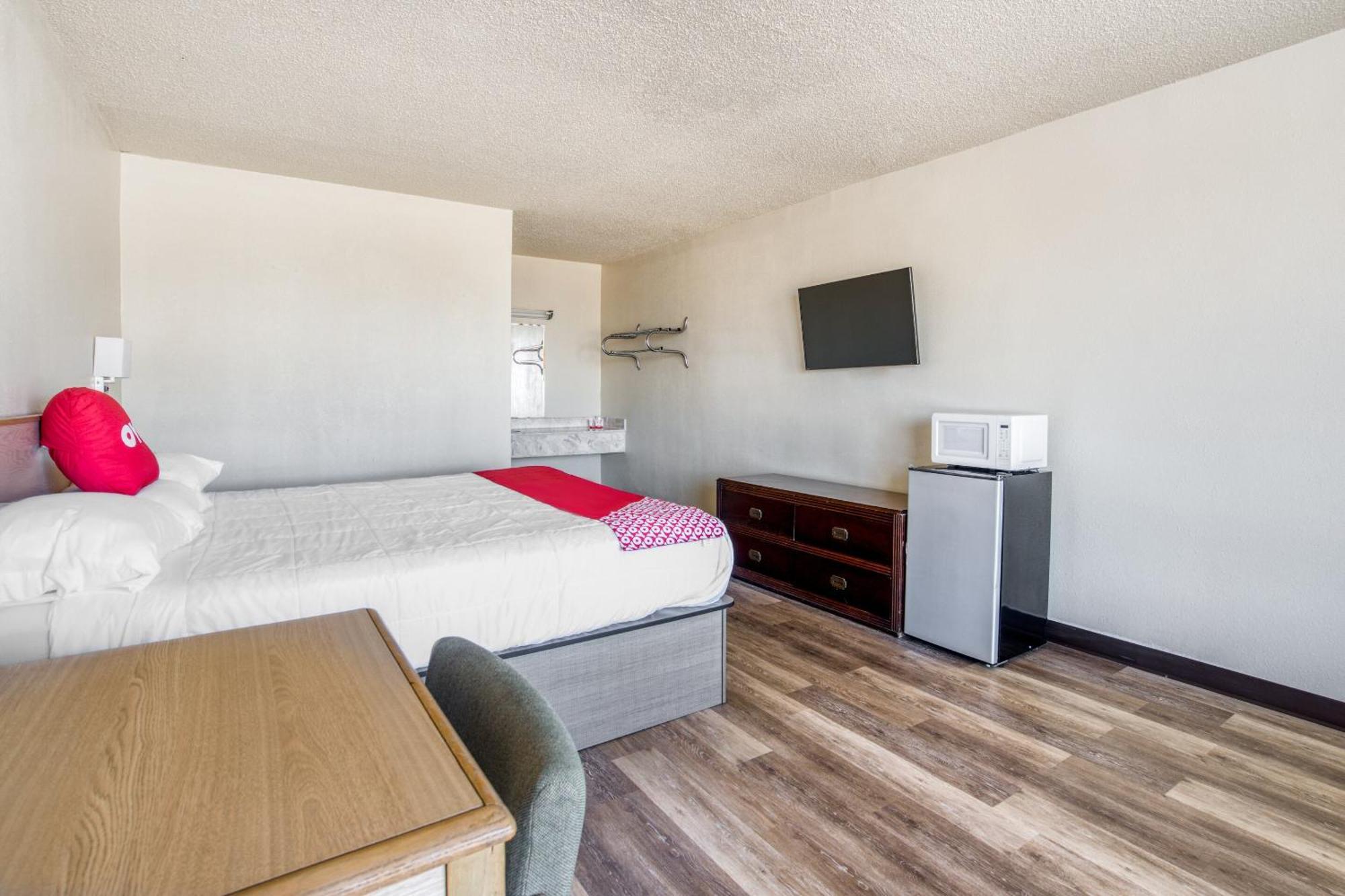 Oyo Hotel Waco University Area I-35 Exteriör bild
